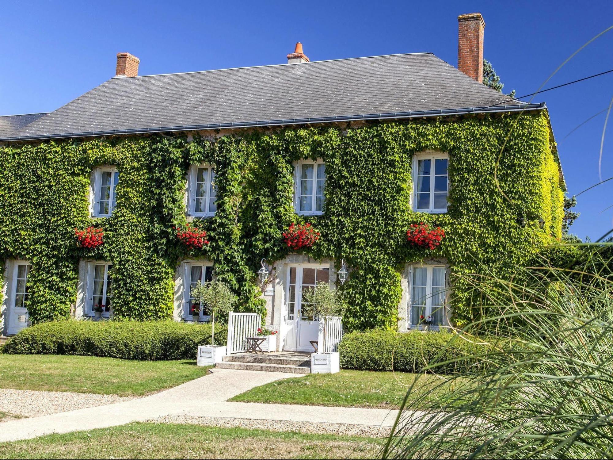 Logis Le Fleuray Hotel Cangey Exterior photo